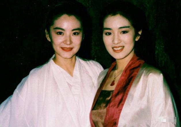 巩俐 性感年轻漂亮，90年代的巩俐和她的朋友们